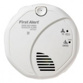 FirstAlert Battery Operated Smoke and Carbon Monoxide Alarm with Voice Alert - SCO7CN